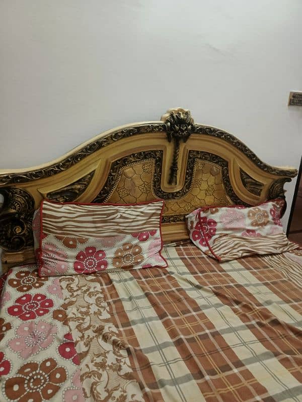 King Bed 6