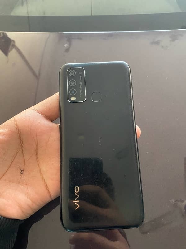 vivo y30 4\128 0