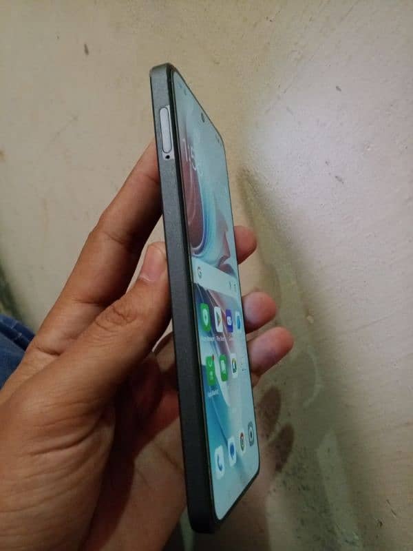 OPPO Reno 11 f 5G 4