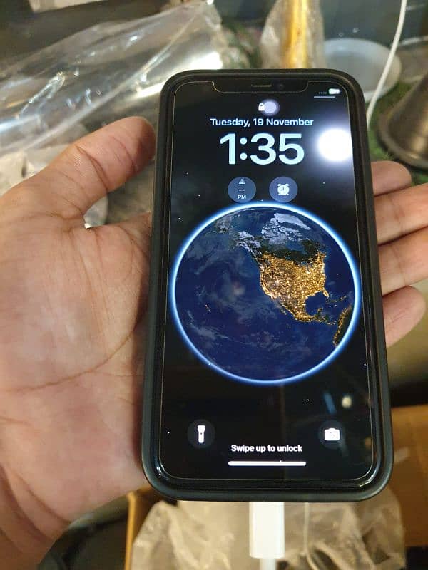 iPhone 11 pro 64gb factory  unlock 2