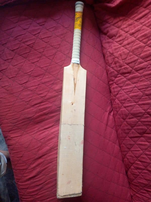 BAT FOR SELL IN NEW CONDITION 1