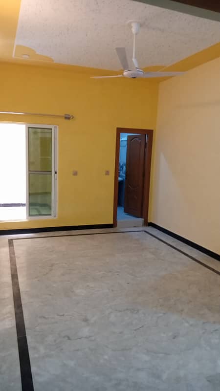 2 rooms portion available for rent in khanna pull sanam chok 7