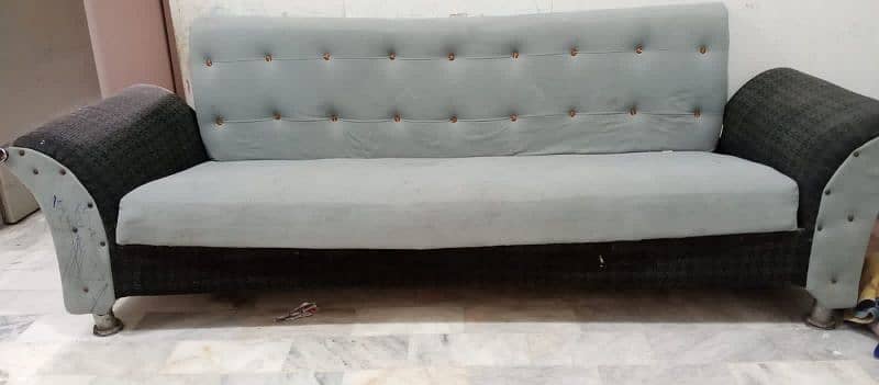 five pice set with sofa come bed 0