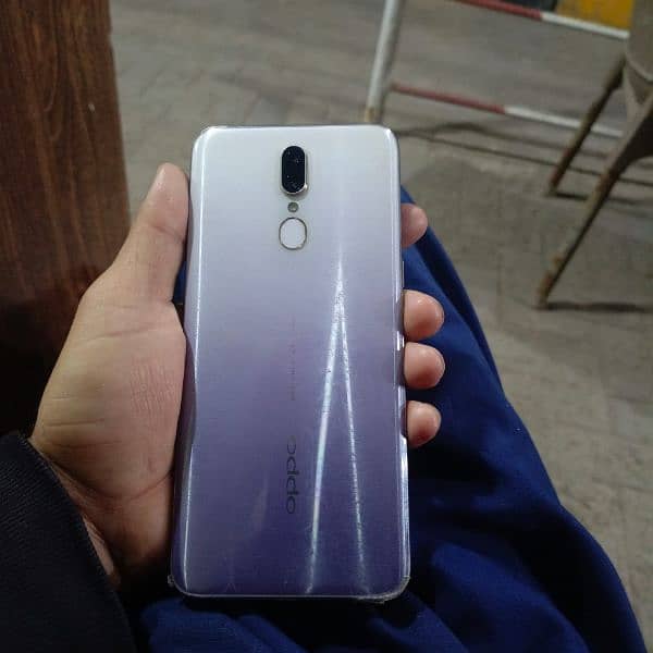 oppo f11 1