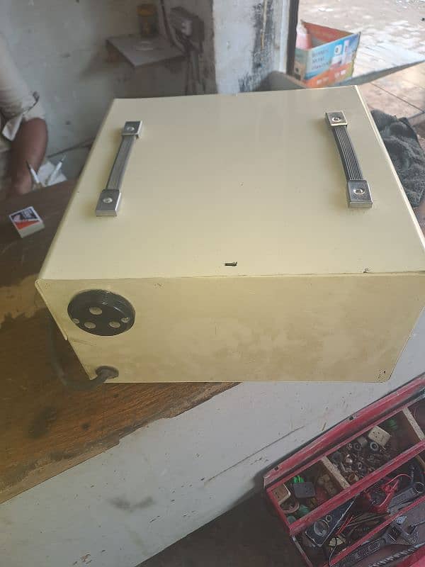 steblizer 12000 wat in put 80 to 260v AC 2