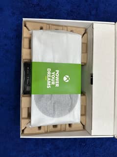 XBOX Series S White 512 GB SSD with 8 month gamepass ultimate