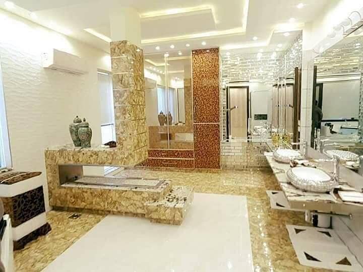 1 Kanal Slightly Used Unique Modern Design House For Sale At Prime Location Near To Park In DHA Phase 5 Lahore 13