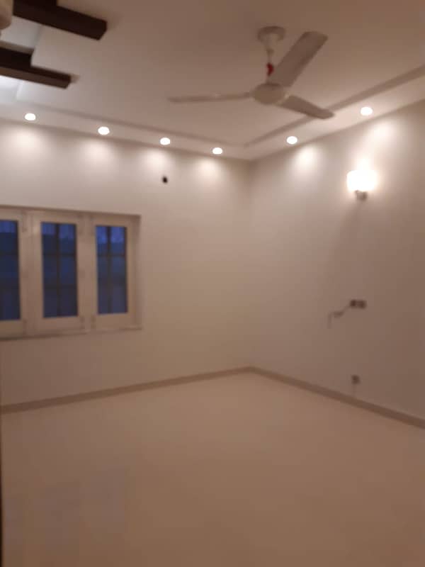 1 Kanal Slightly Used Unique Modern Design House For Sale At Prime Location Near To Park In DHA Phase 5 Lahore 25