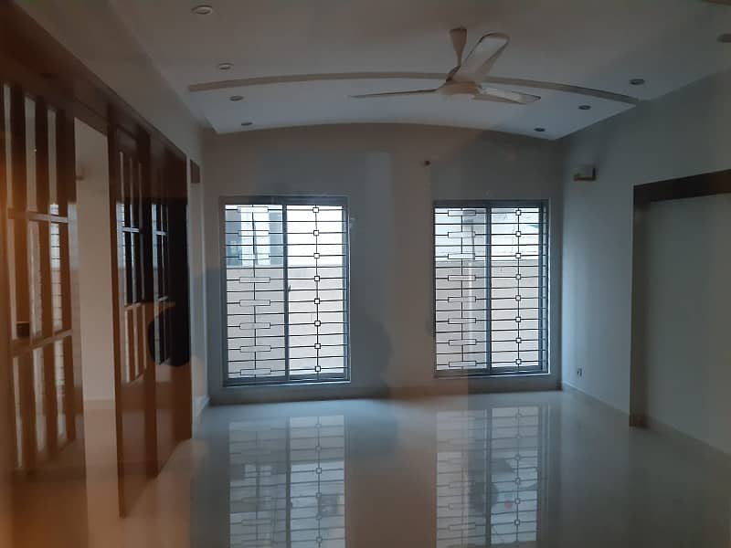 1 Kanal Slightly Used Unique Modern Design House For Sale At Prime Location Near To Park In DHA Phase 5 Lahore 26