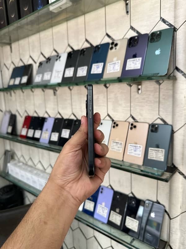 I phone 15 pro 128gb jv non PTA 1