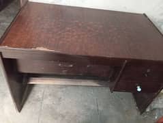 office table for urgent sale only serious buyers raabta krain