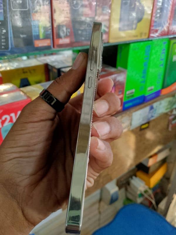 Infinix note 40 for sale 5