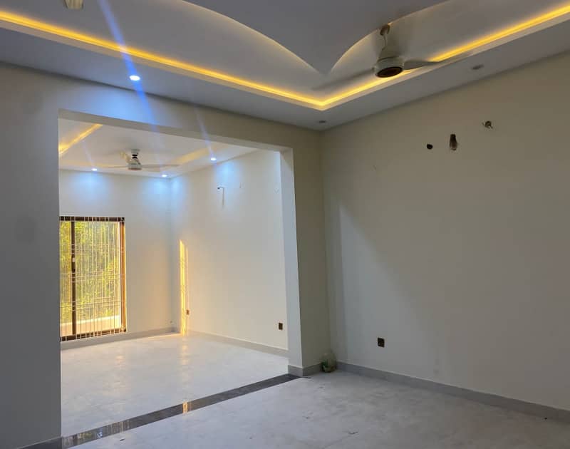 10 Marla Slightly Used Lower Portion Available For Rent In Overseas B Block Bahria Town Lahore 12