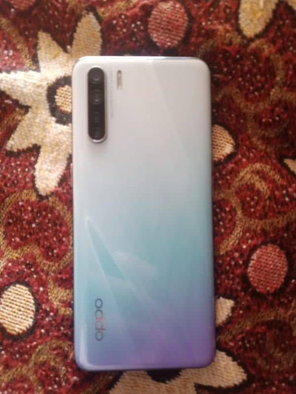 Oppo f15 1