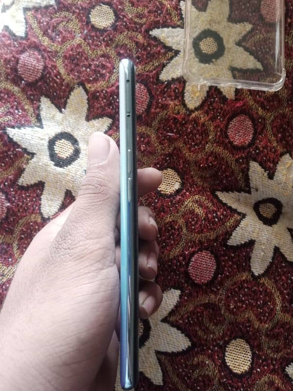 Oppo f15 2