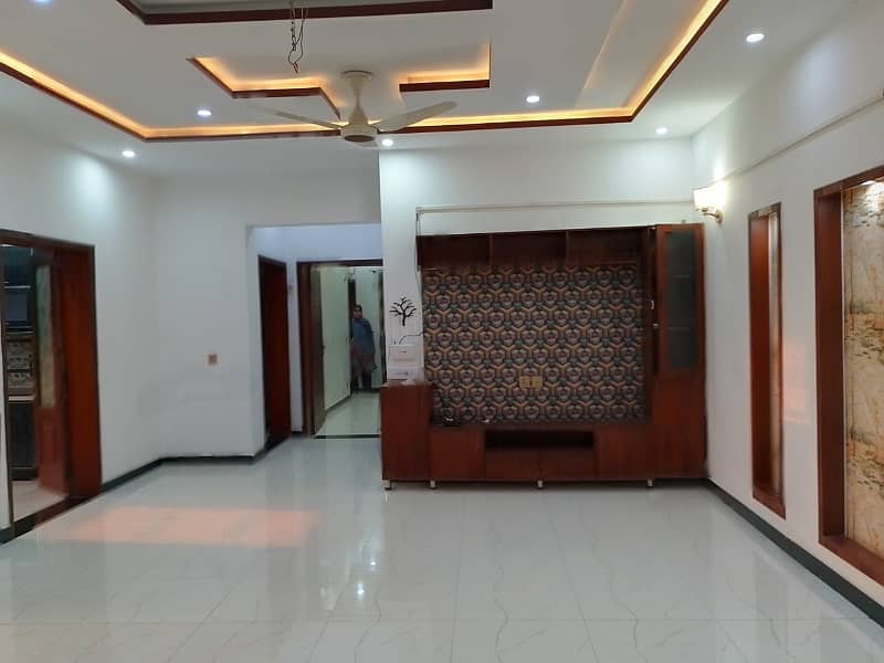 10 Marla Like a New Upper Portion Is Available For Rent In Chambelli Block Bahria Town Lahore 0