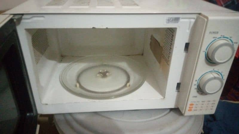 Dawlance microwave oven 0