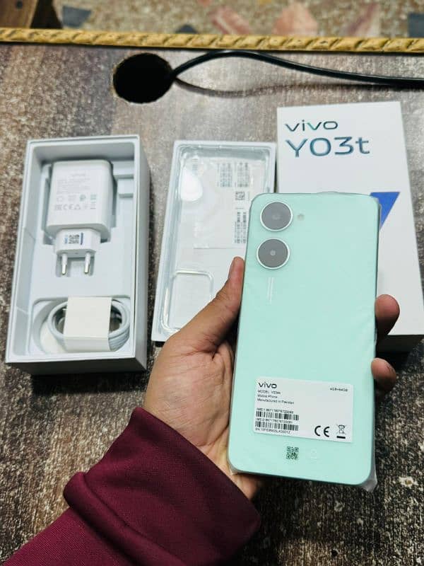 Vivo Y03T Just Box Open 0