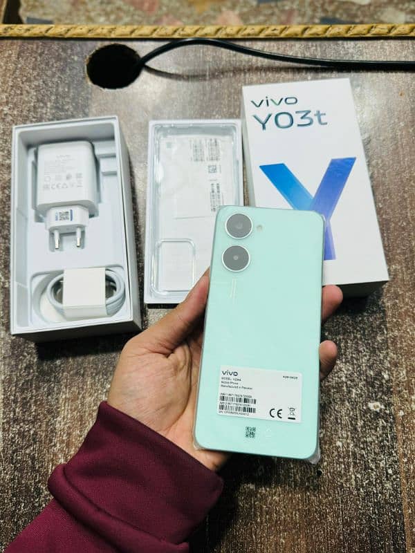 Vivo Y03T Just Box Open 5