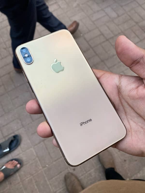 iPhone XS Max 256gb dual physical PTA approved Factory Unlocked. 8