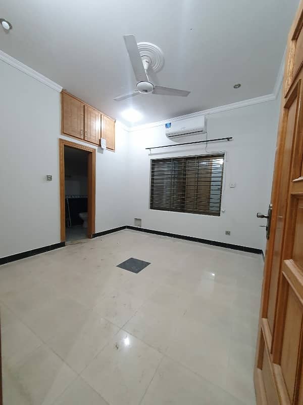 10 Marla Upper Portion for rent in G-13 0