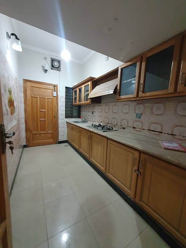 10 Marla Upper Portion for rent in G-13 2