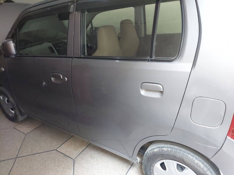 Suzuki Wagon R 2018 model ph no # 03214559792 16