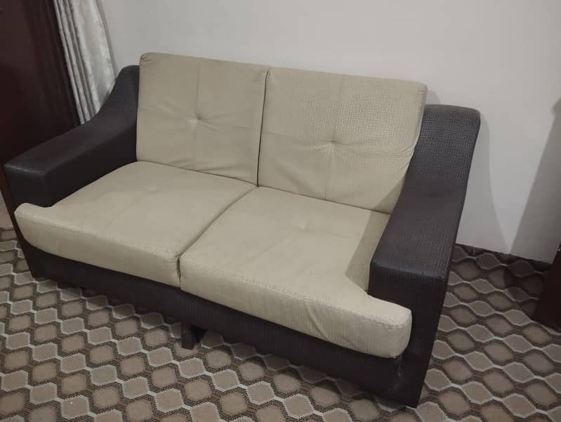 7 seater sofa with center table 2