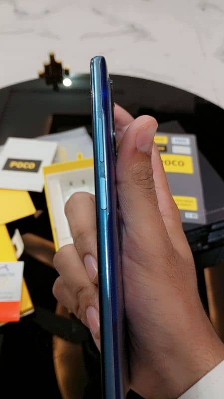 POCO F3 256GB 7