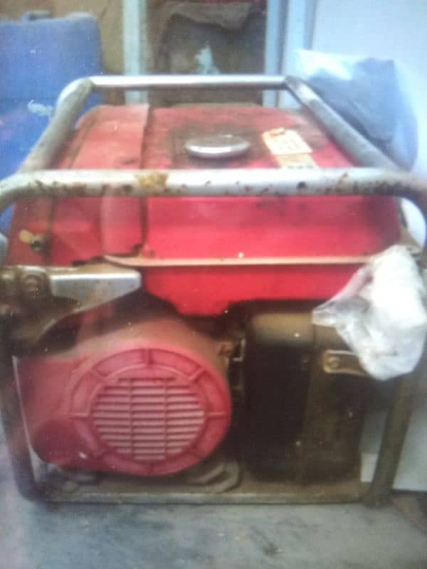 Honda  generator 2.5 kva argent sale 2