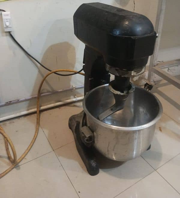 Dough mixer 5kg 1