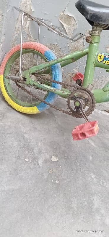 cycle ha important sale kr ni ha price 3000 4