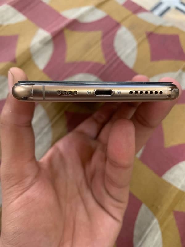 İPhone XS MAX Non-PTA for Sale 4