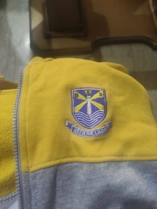 beaconhouse sports winter tracksuit 0