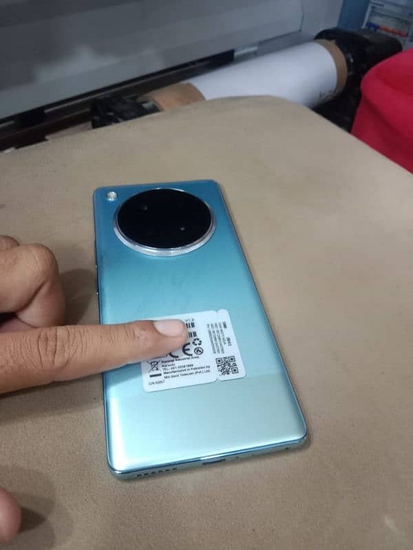 infinix zero 40 8+256 urgent sale with box 1