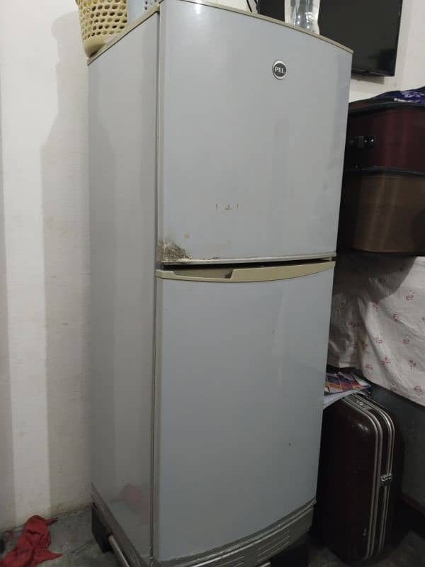 PEL Medium Size Fridge 5