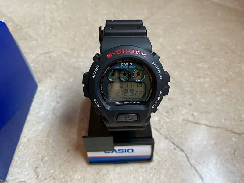 Casio DW-6900U 2