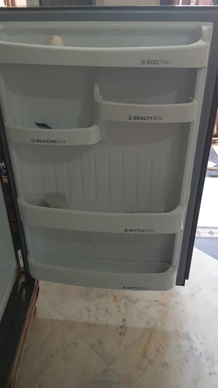 Orient Fridge Marvel 500 Blaze Grey 23 5