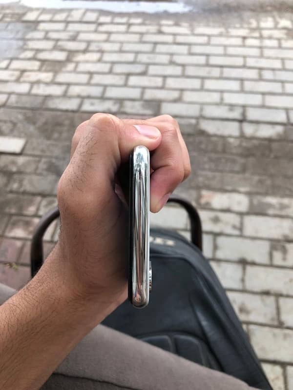 Iphone XS non PTA 10/10 condition 4