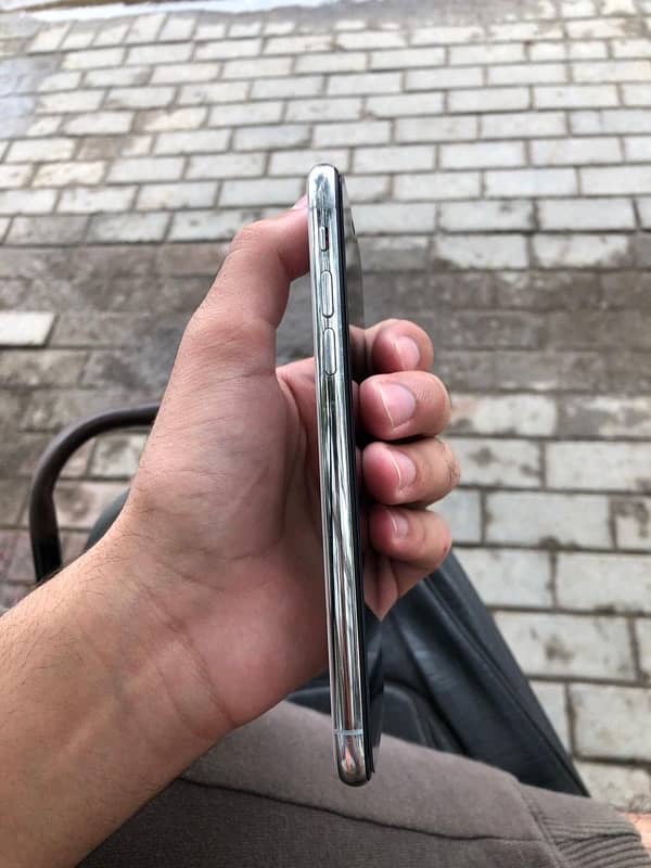 Iphone XS non PTA 10/10 condition 5