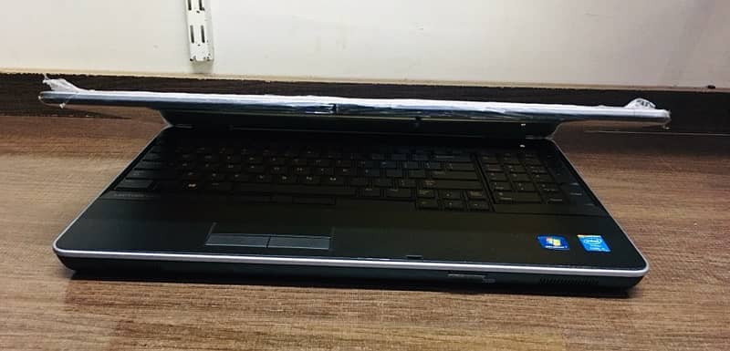 Dell latitude E6540 4