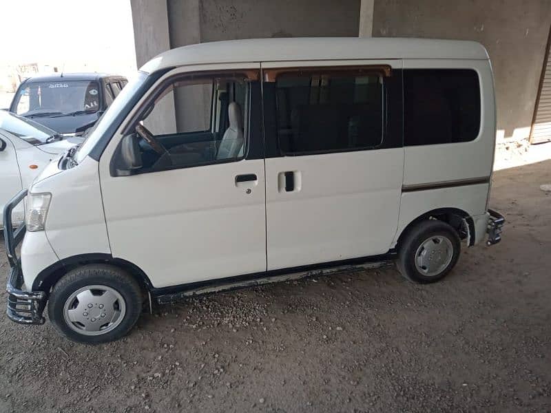 Daihatsu Hijet 2010 1