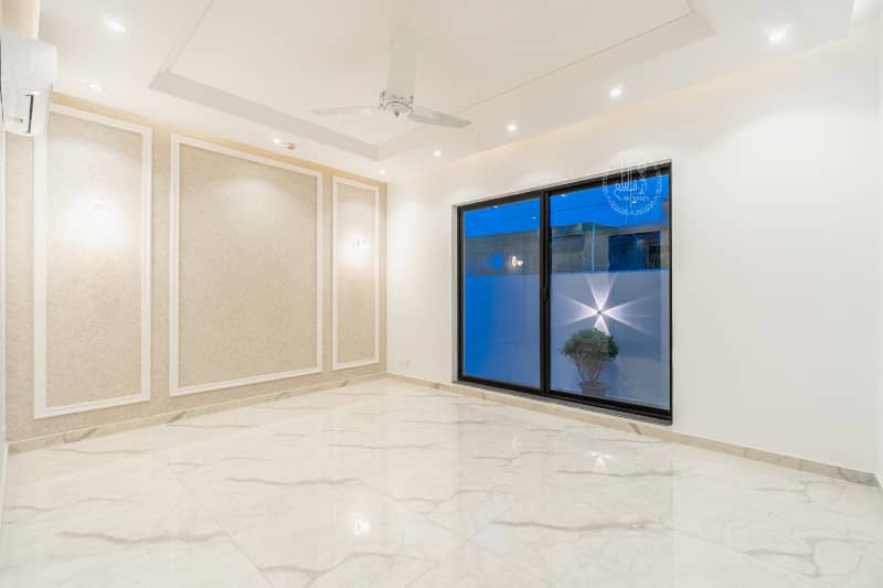 One Kanal Beautiful Modern Bungalow Available For Sale In DHA Phase 7 Lahore 20