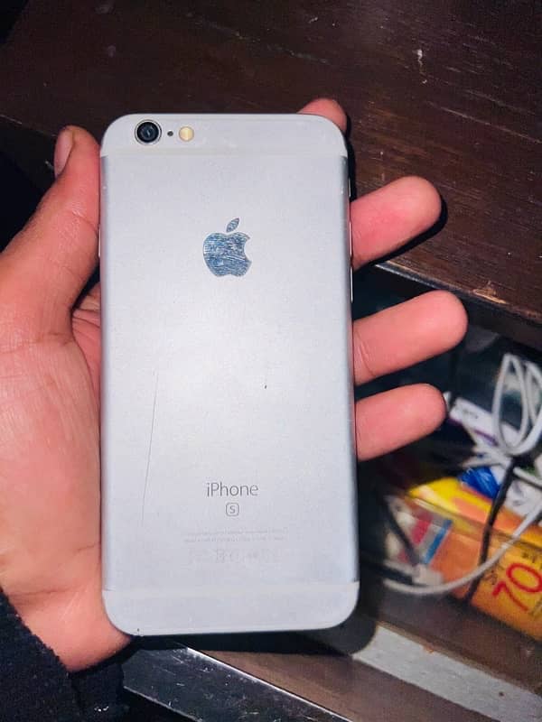 iPhone 6s 64 gb pta approved 1