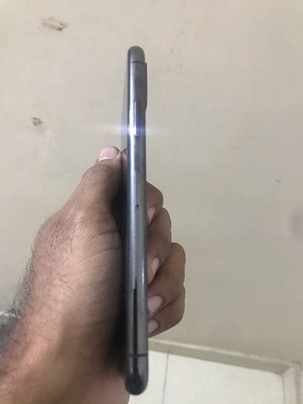 iPhone X 64gb Non PTA 10/10 condition 1