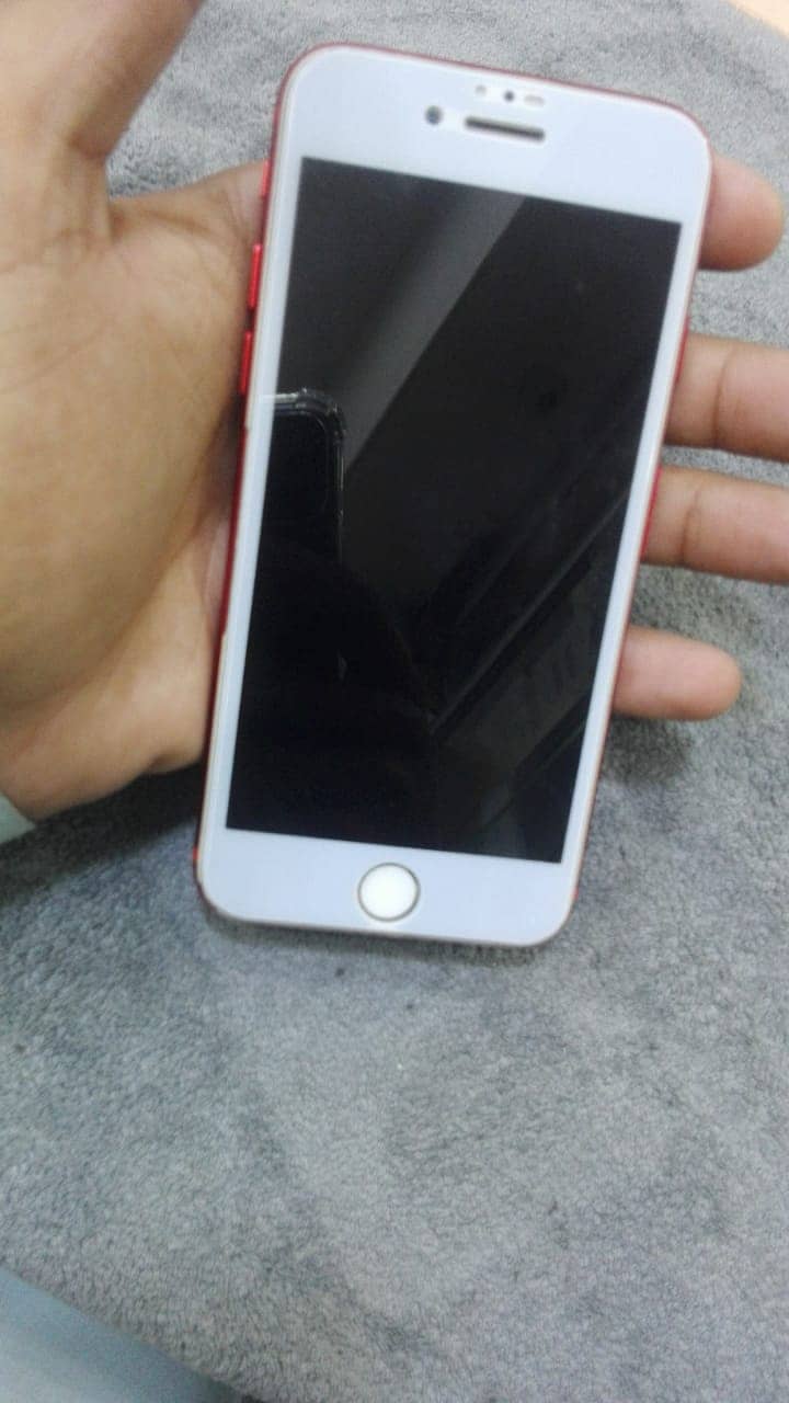 iPhone 7 128 PTA 1