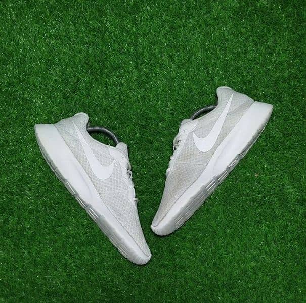 Nike tanjun (Size: 42.5) (PK No: 8.5) 2