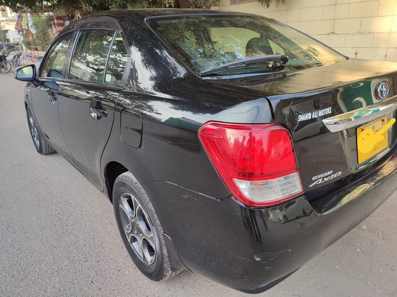 Toyota Corolla Axio 2014 14