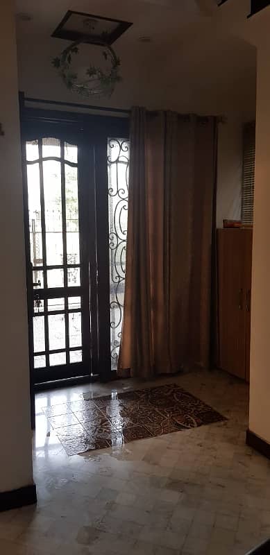 01 Kanal Ultra Modern Sligthly used Like Brand New Full Furnished/Basement House Available For Sale in dha phase 6, Near To Park 22