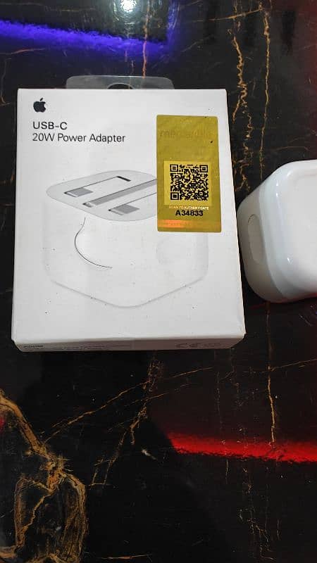 Apple 20 watt Charger Mercantile 6